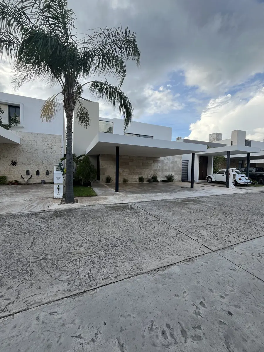 Casa en venta en Temozon Norte, Mérida — foto 1 de 19