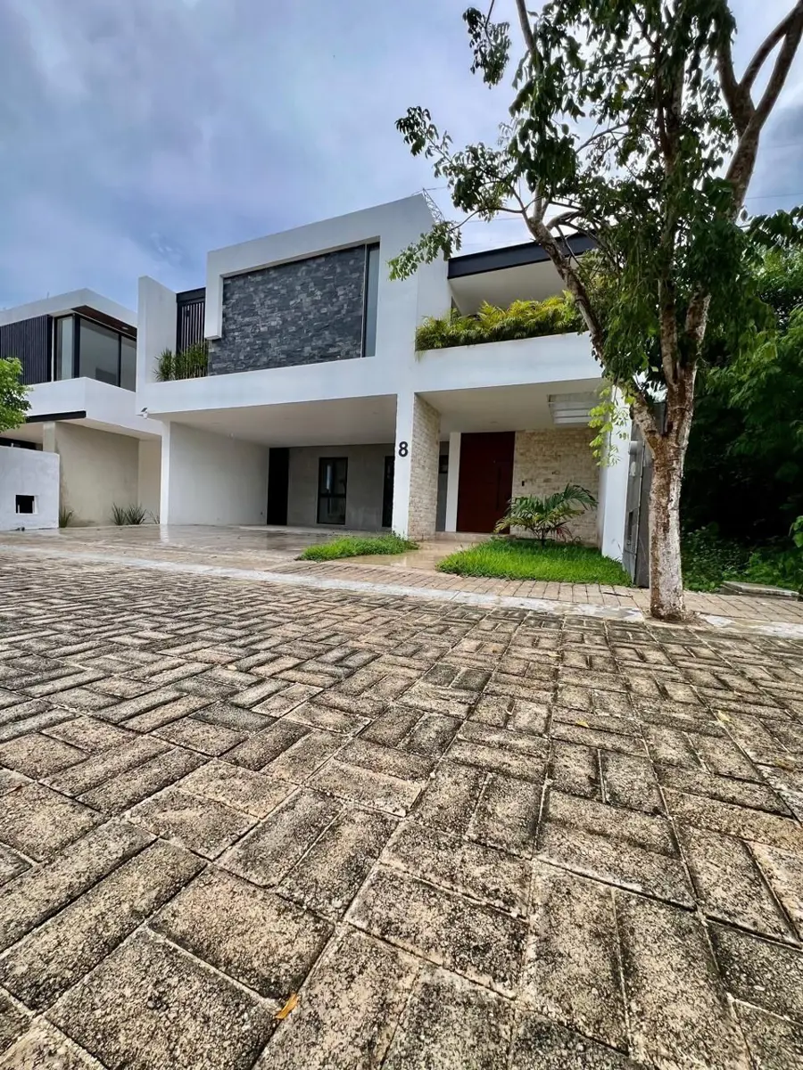 Casa en venta en Temozon Norte, Mérida — foto 1 de 36