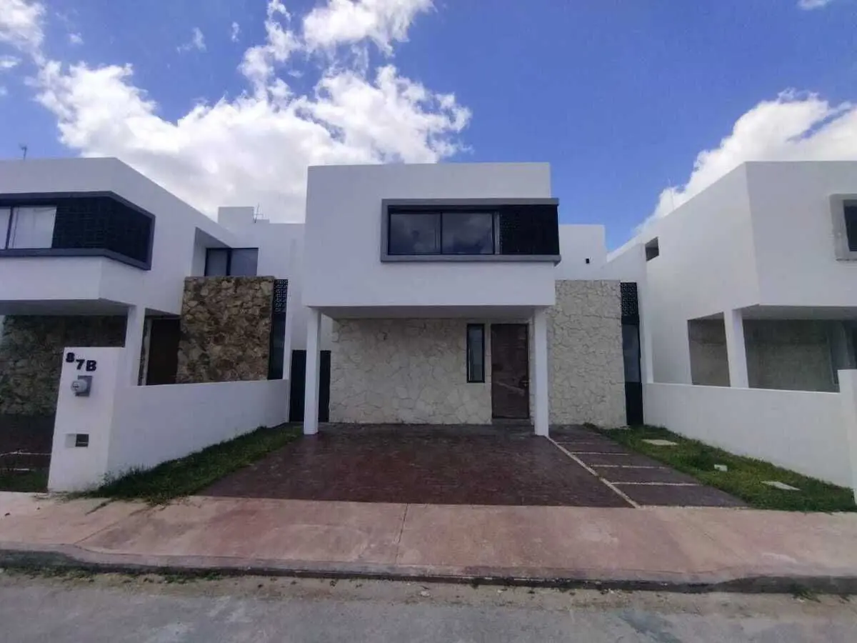 Casa en venta en Conkal, Conkal — foto 1 de 20
