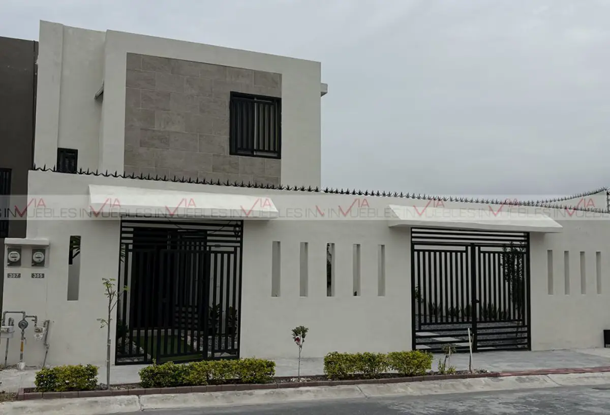 Casa en renta en Santa María, García — foto 1 de 32