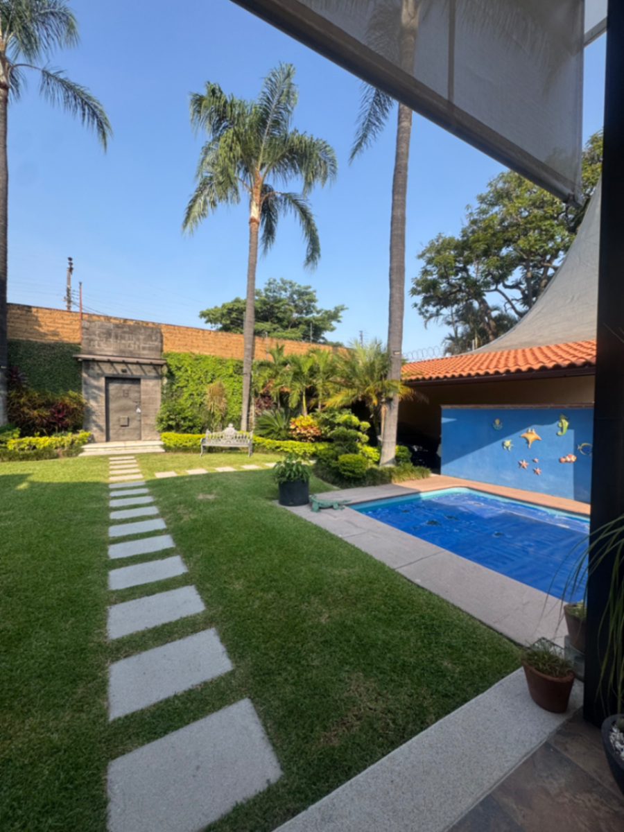 Casa en venta en Delicias, Cuernavaca — foto 1 de 34