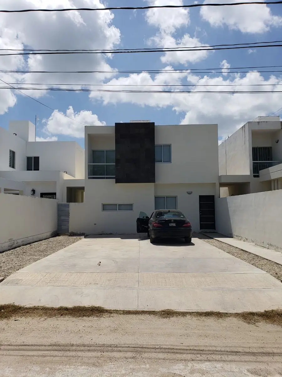 Casa en venta en Cholul, Mérida — foto 1 de 15