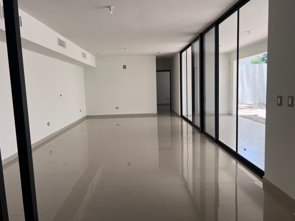 Casa en venta en Las Trojes, Torreón — foto 3 de 37