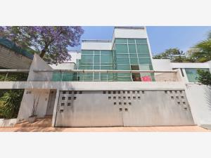 Casa en venta en La Herradura, Huixquilucan, México