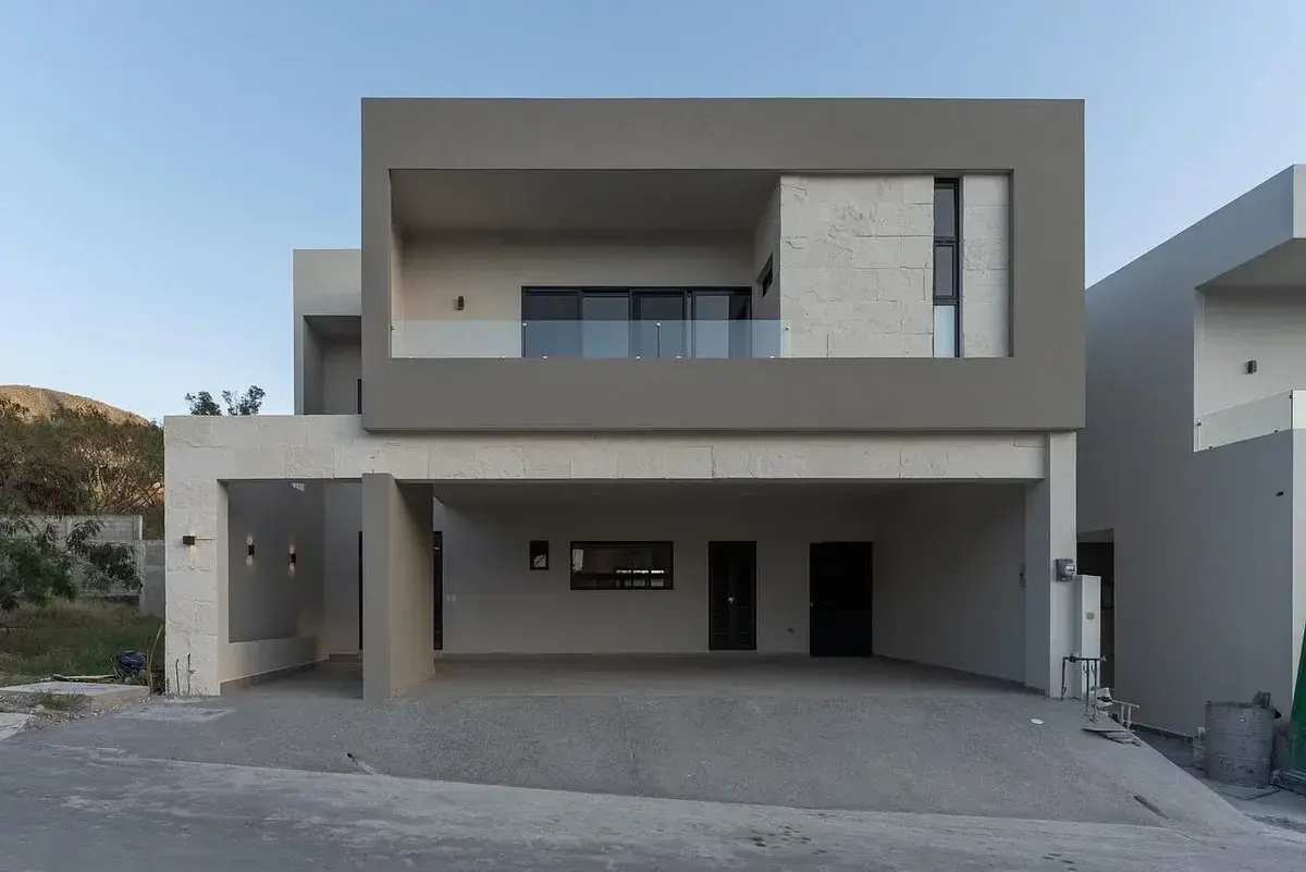 Casa en venta en El Uro, Monterrey — foto 1 de 14