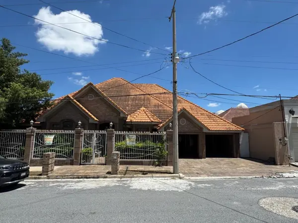 Casa en venta en Las Fuentes, Reynosa, Tamaulipas