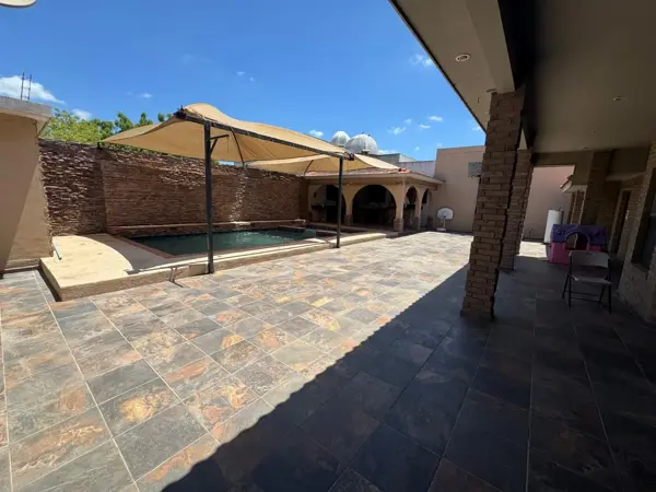 Casa en venta en Las Fuentes, Reynosa — foto 2 de 18