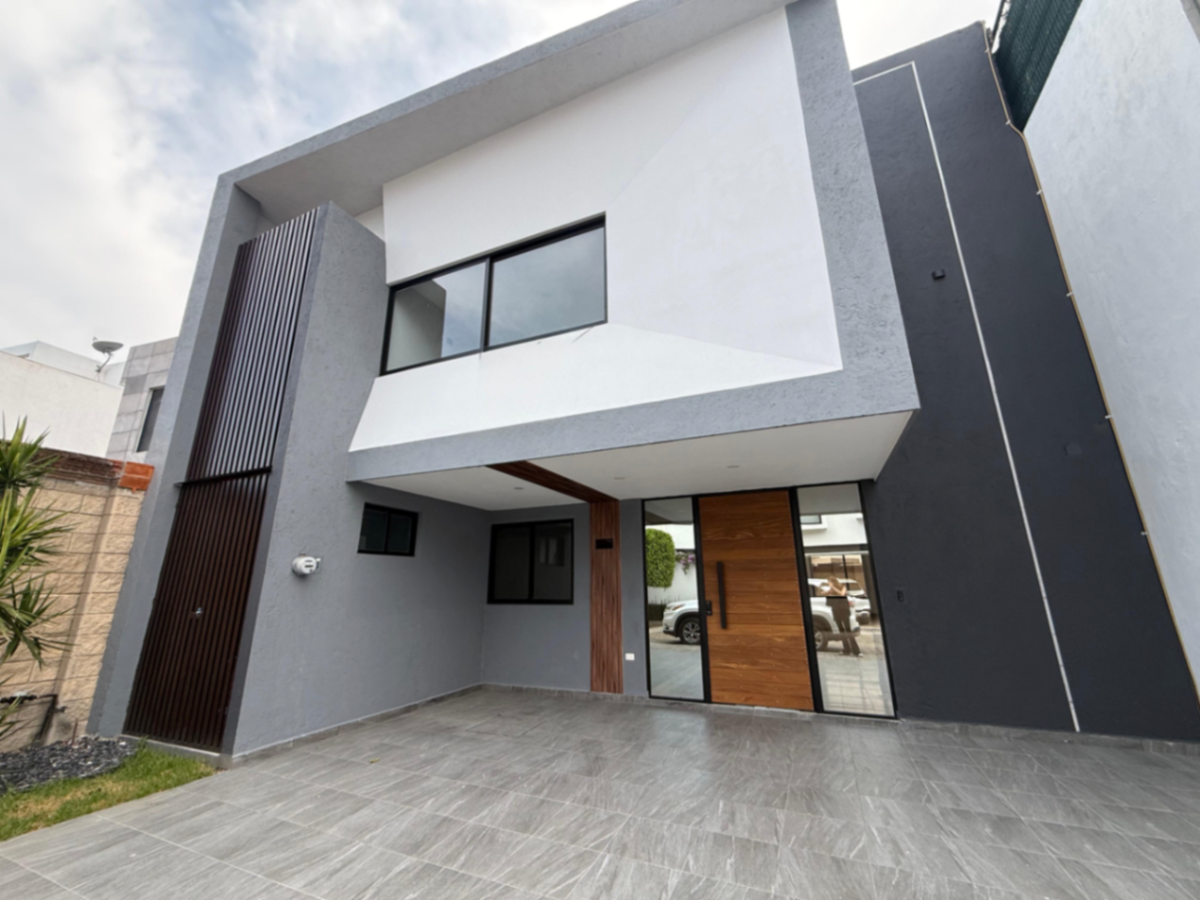 Casa en venta en Lomas de Angelópolis II, San Andrés Cholula — foto 1 de 29