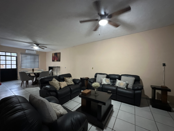 Casa en renta en Los Pinos, Saltillo — foto 3 de 16