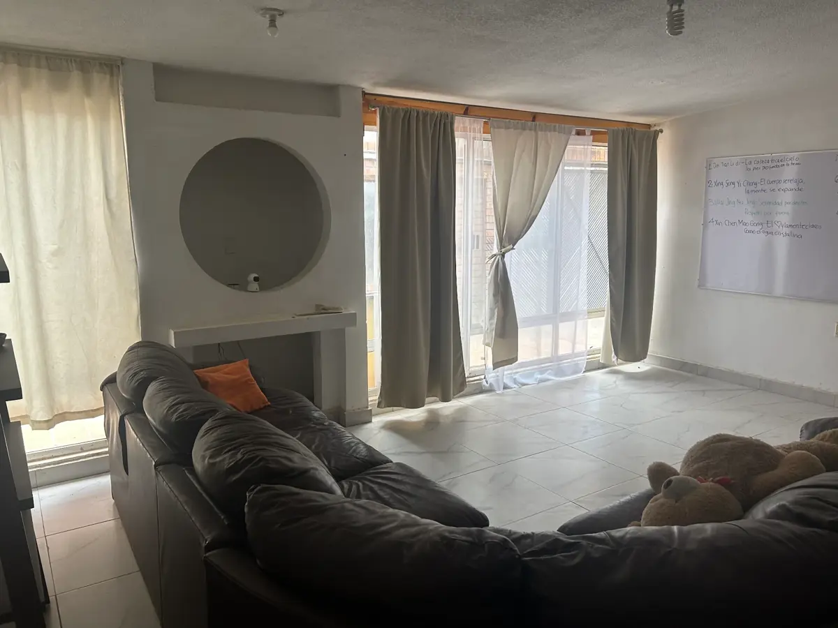 Jardínes California ,Casa en una planta , con jardín muy amplio , tres recámaras ,2,5 baños Jardínes California ,Casa en una planta , con jardín muy amplio , tres recámaras ,2,5 baños