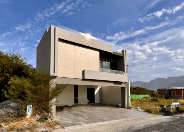 Casa en venta en AYSSO, Santiago — foto 2 de 31
