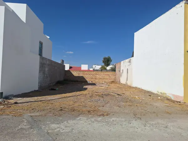 Terreno en Residencial Senderos