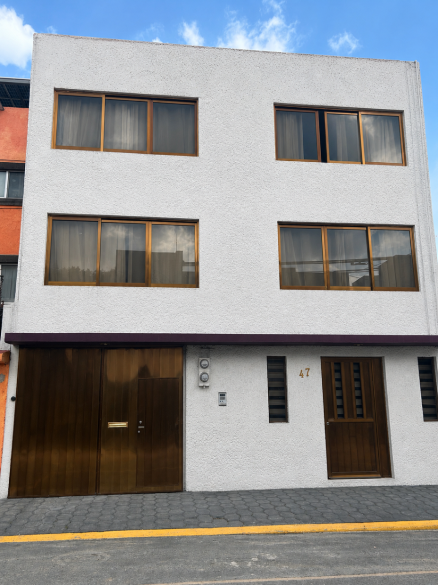 Casa en venta en Los Cipreses, Coyoacán — foto 1 de 36