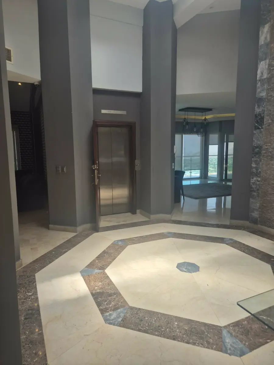 Departamento en renta en Hacienda San Jeronimo, Monterrey — foto 1 de 16