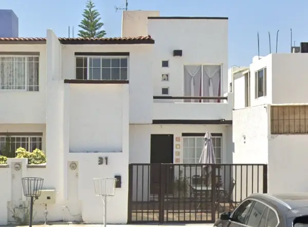 CASA EN VENTA ZONA DE QUERETARO, Av. del Tratoli, CORREGIDORA, SANTUARIOS DEL CERRITO. FCC