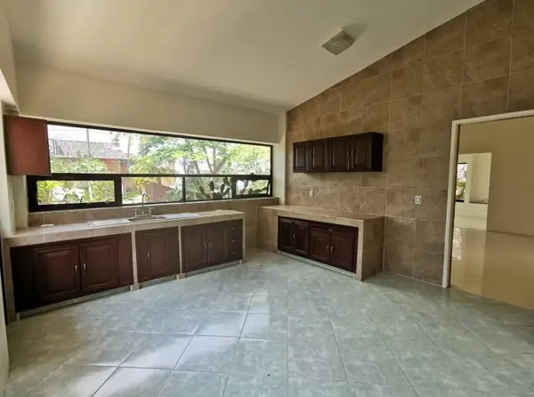 Casa en renta en Tres Pasos, Emiliano Zapata — foto 3 de 9