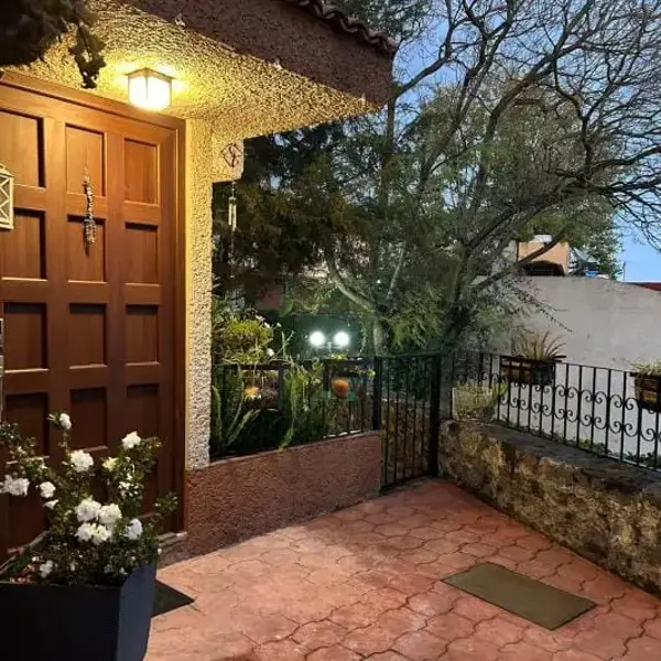Casa en renta en Miguel Hidalgo 1A Sección, Tlalpan — foto 2 de 3