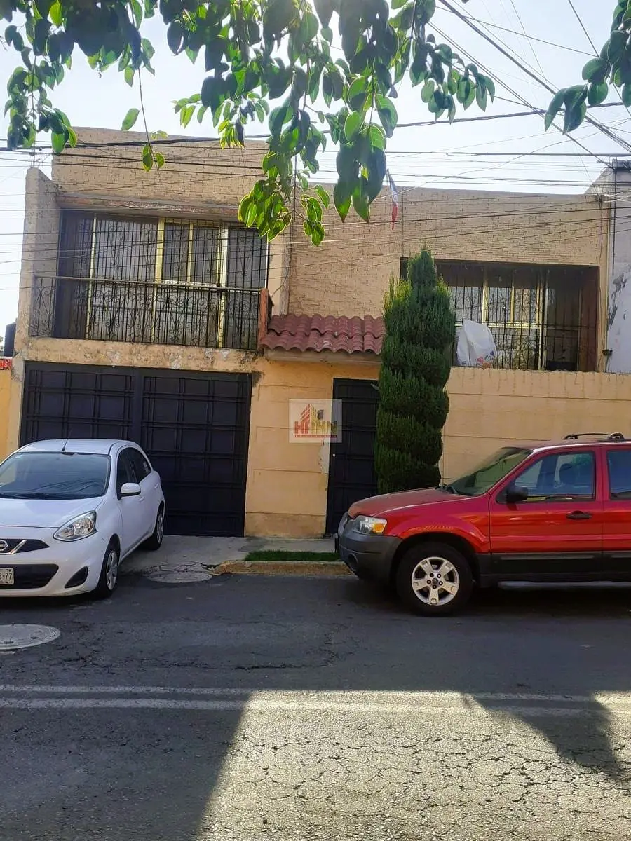 Casa en venta en Viveros de la Loma, Tlalnepantla de Baz — foto 1 de 10