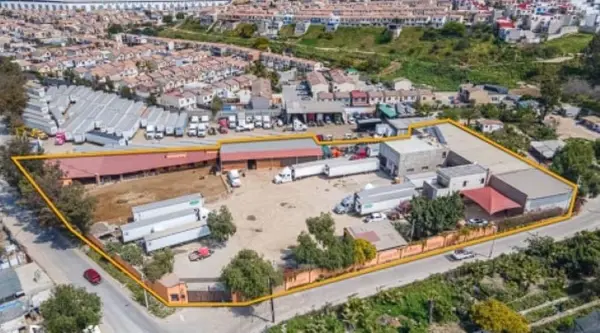 Bodega en venta en Las Torres, Tijuana — foto 2 de 2