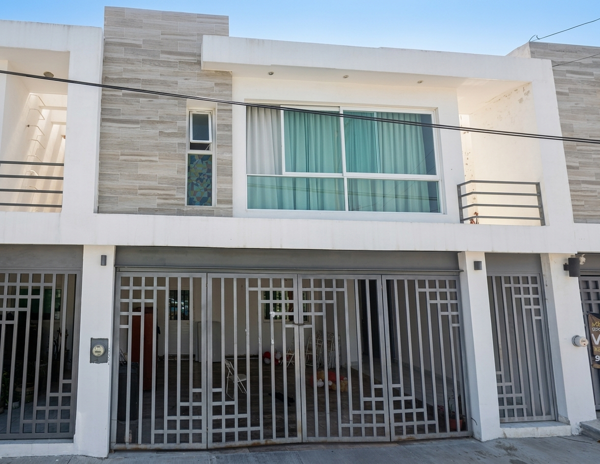Casa en venta en Héroes de Nacozari, Carmen — foto 1 de 9