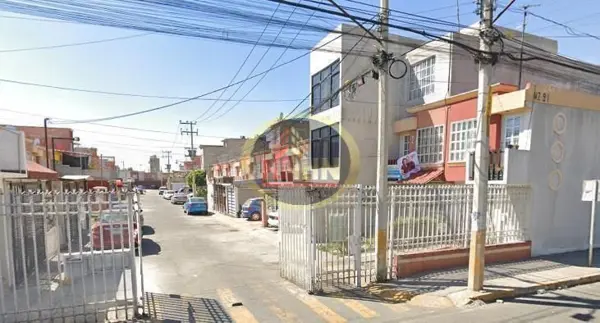 Casa en venta en Los Héroes Tecámac II, Tecámac — foto 2 de 5