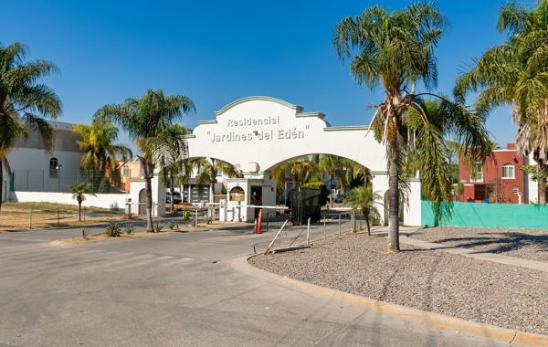 Fracc. Residencial Jardines del Eden Tlajomulco de Zúñiga Jalisco Casa En Venta