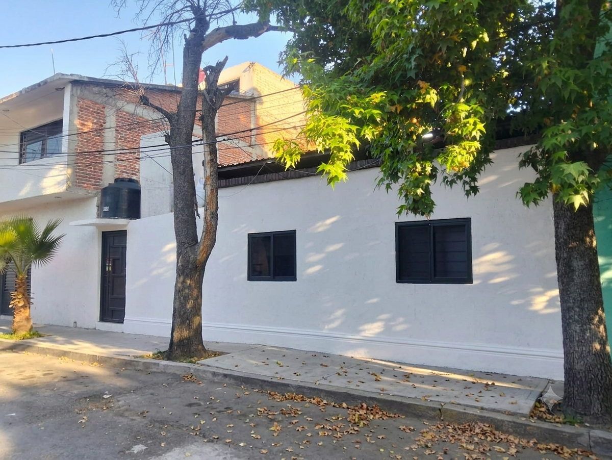 Casa en venta en San Juan Totoltepec, Naucalpan de Juárez — foto 1 de 21