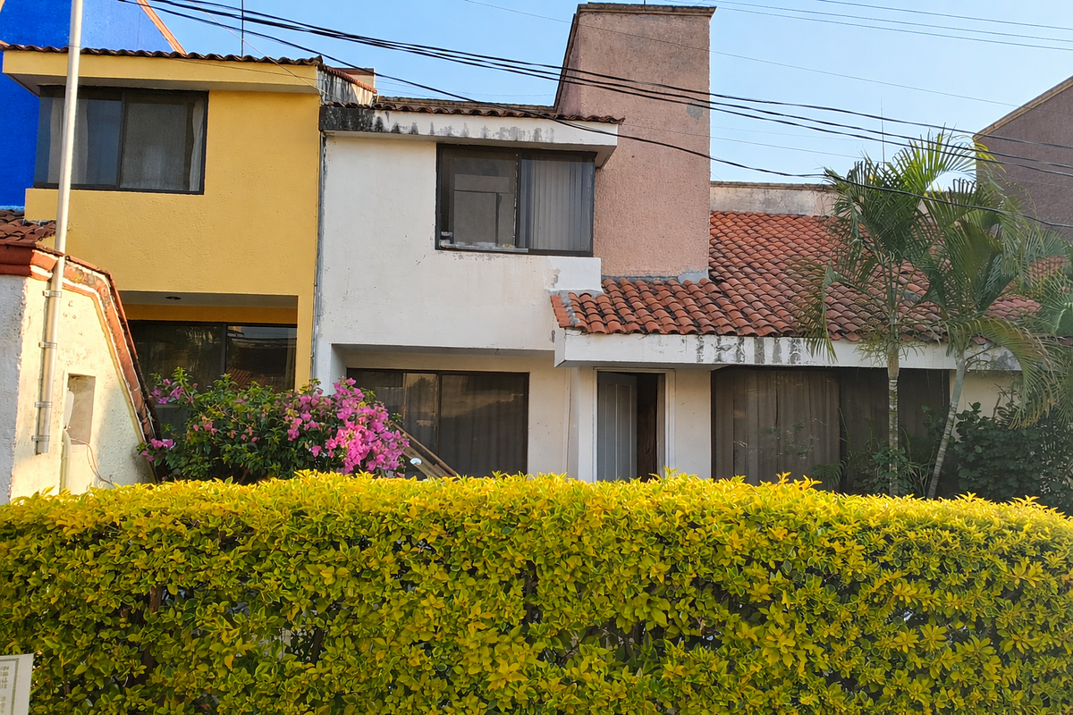 Casa en venta en Lazaro Cardenas, Jiutepec — foto 1 de 11