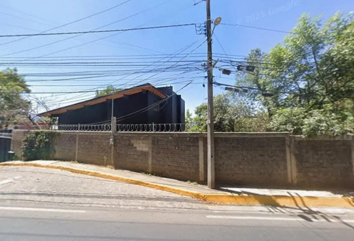 Casa en venta en Santa María Ahuacatlan, Valle de Bravo — foto 1 de 10