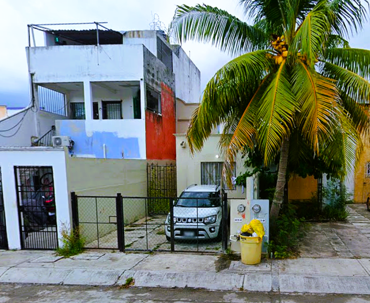 Casa en venta en Mision del Carmen, Playa del Carmen — foto 1 de 10