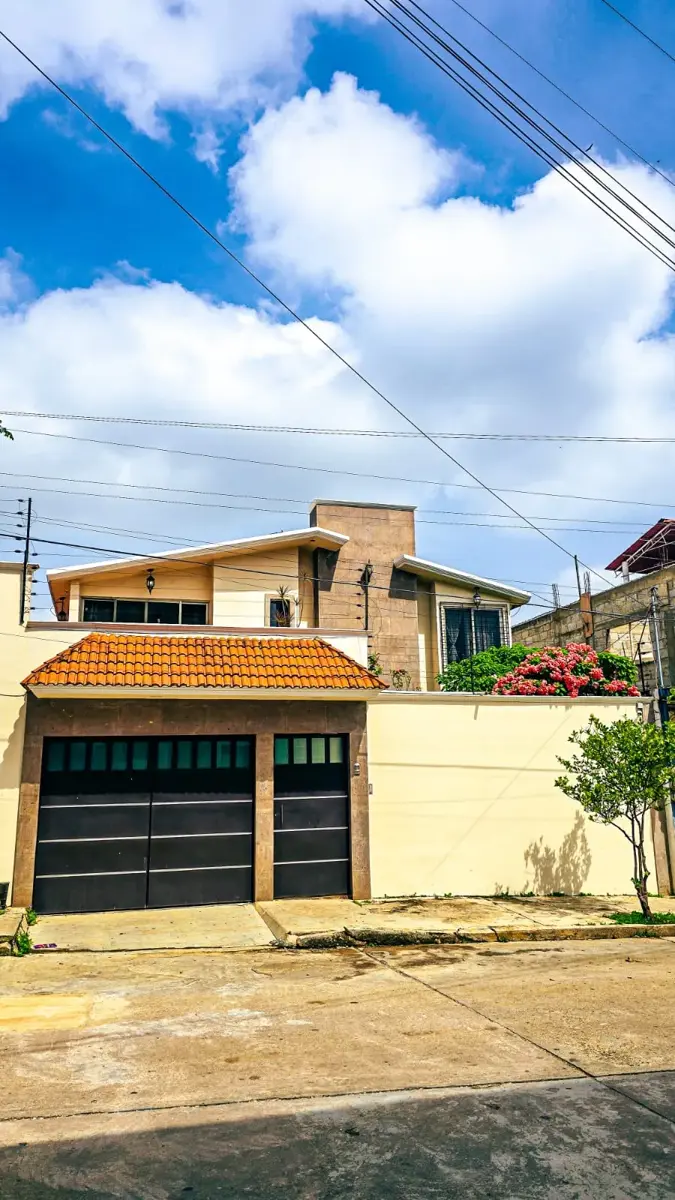 Casa en venta en Zapotal, Acayucan — foto 1 de 13