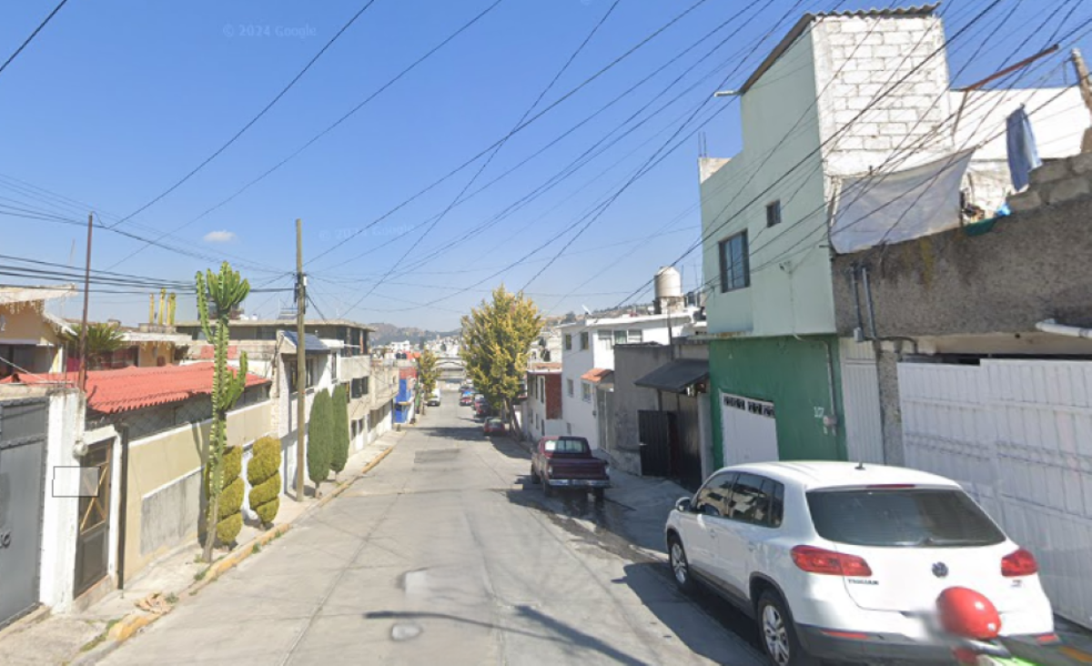 Casa en venta en Parques Nacionales, Toluca — foto 1 de 10