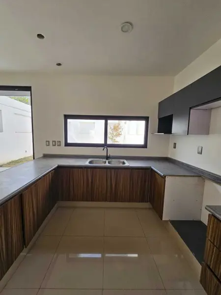 Casa en venta en Cortijo de San Agustin, Tlajomulco de Zúñiga — foto 3 de 16
