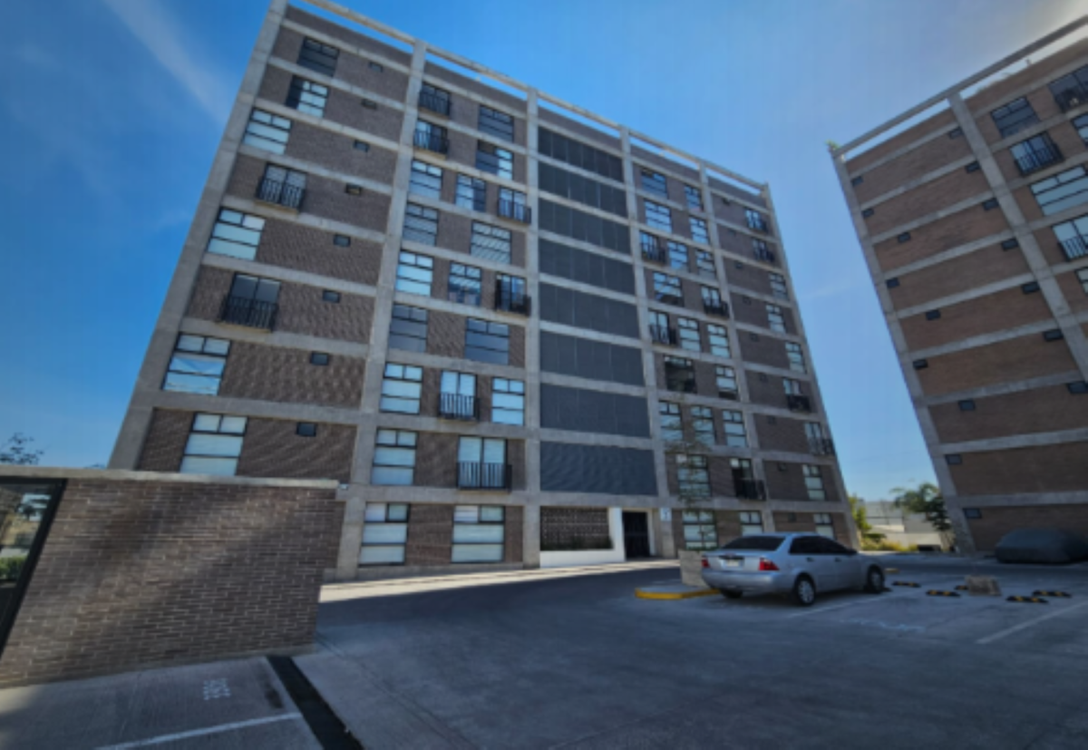 Departamento en venta en El Campanario, Zapopan — foto 1 de 17