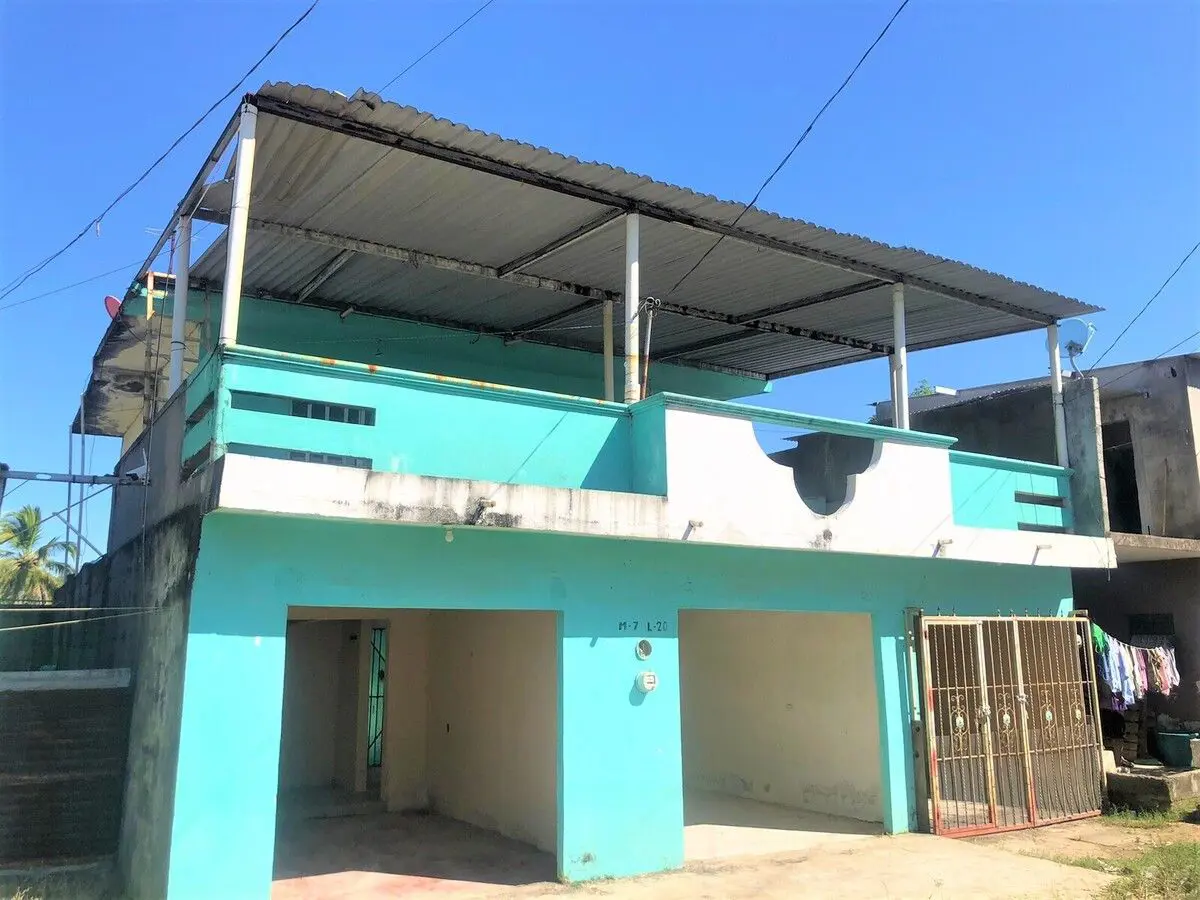 Casa en venta en Lagartera, Centro — foto 1 de 19