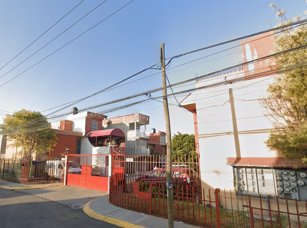 Casa en venta en San Lorenzo Tetlixtac, Coacalco de Berriozábal — foto 2 de 10