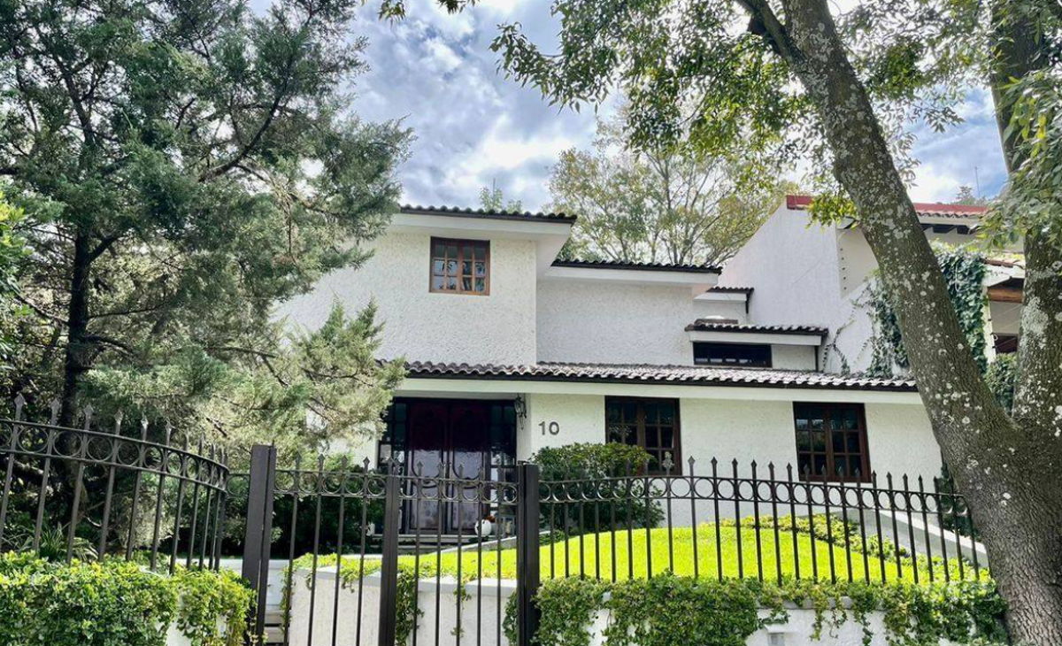 Casa en venta en Lomas de las Palmas, Huixquilucan — foto 1 de 9