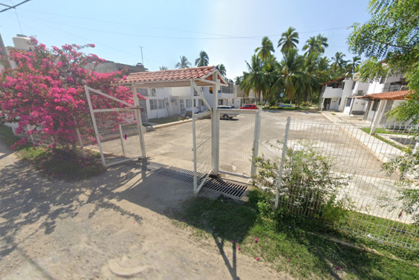 Casa en renta en Barrio de Lozano (El Rosario), Coahuayutla de José María Izazaga — foto 3 de 12