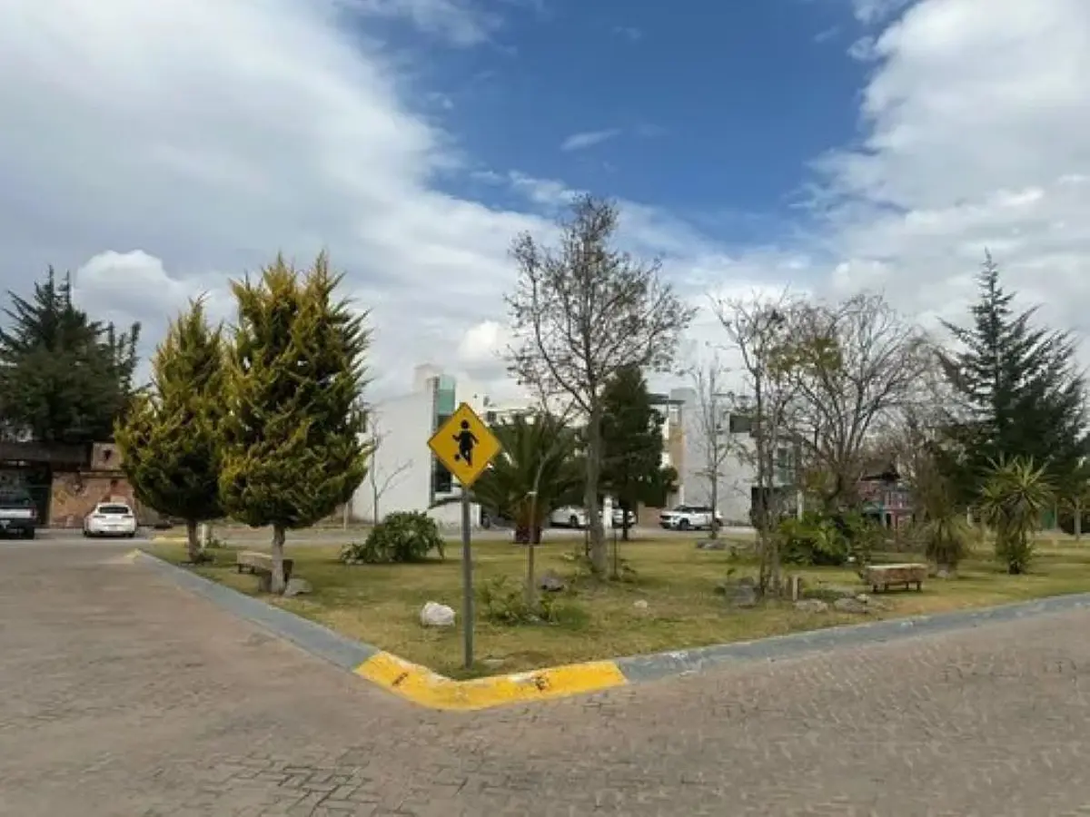 Casa en venta en Paseo de Carmelinas, Pachuca de Soto — foto 1 de 8