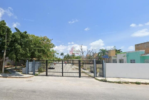Casa en venta en Real Las Quintas (Supermanzana 202), Benito Juárez — foto 2 de 12