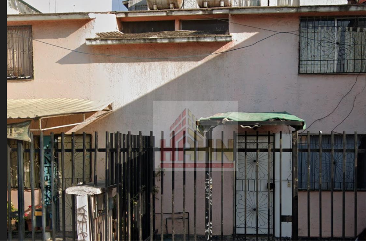 Casa en venta en Ampliación San Pablo de las Salinas, Tultitlán