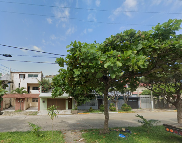 Casa en venta en Coatzacoalcos Centro, Coatzacoalcos — foto 2 de 4