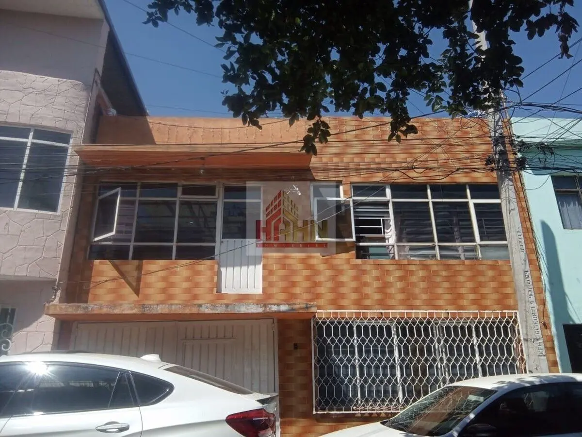 Casa en venta en Gabriel Ramos Millan, Iztacalco — foto 1 de 10