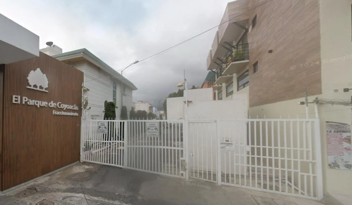 Casa en venta en El Parque de Coyoacan, Coyoacán — foto 1 de 9