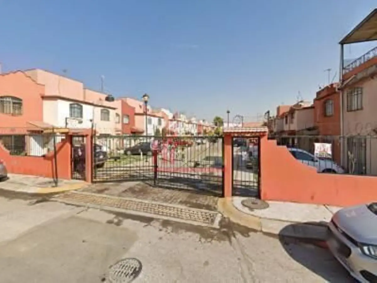 Casa en venta en Cuautitlán Centro, Cuautitlán — foto 1 de 9