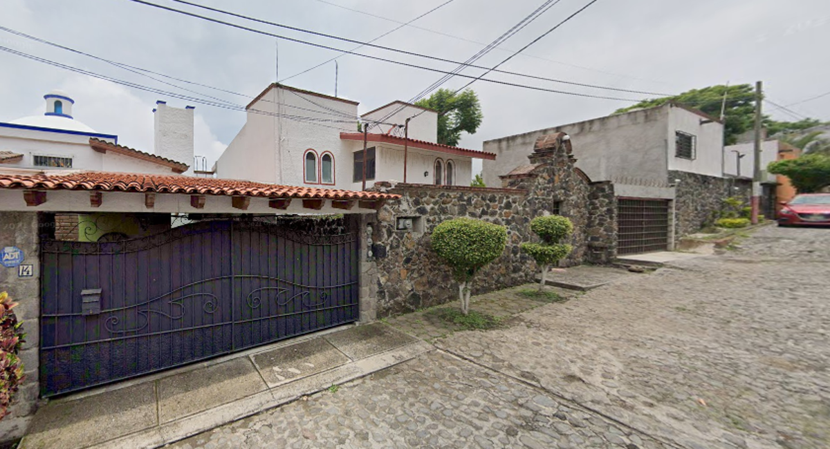 Casa en venta en Lomas de Cortes, Cuernavaca — foto 1 de 4