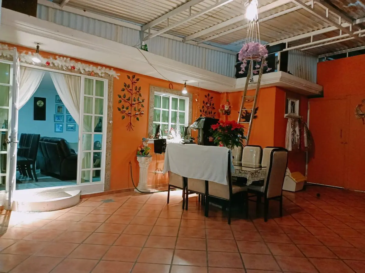 Casa en venta en San Lucas Tepetlacalco Ampliacion, Tlalnepantla de Baz — foto 1 de 18