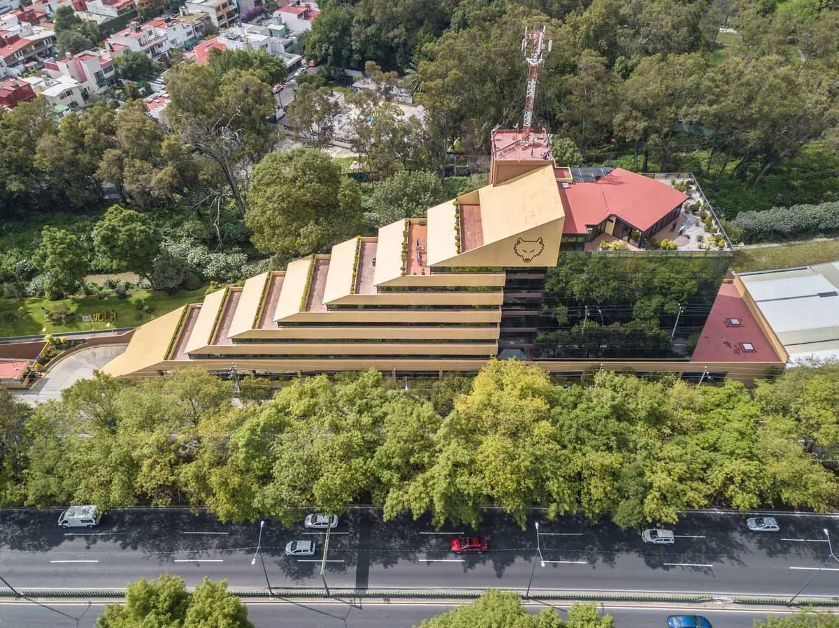 Edificio en renta en Santa Maria Tepepan, Xochimilco — foto 1 de 10