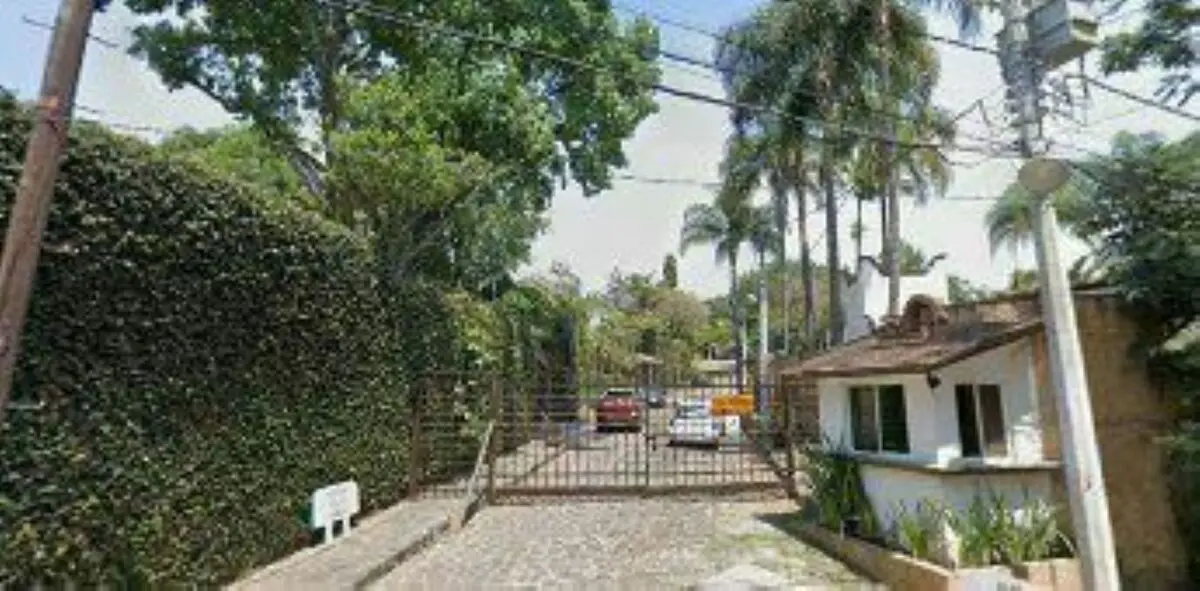 Casa en venta en Jardines de Ahuatepec, Cuernavaca — foto 1 de 12