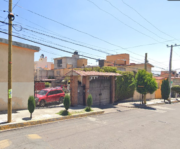 Casa en venta en San Buenaventura, Ixtapaluca — foto 2 de 12